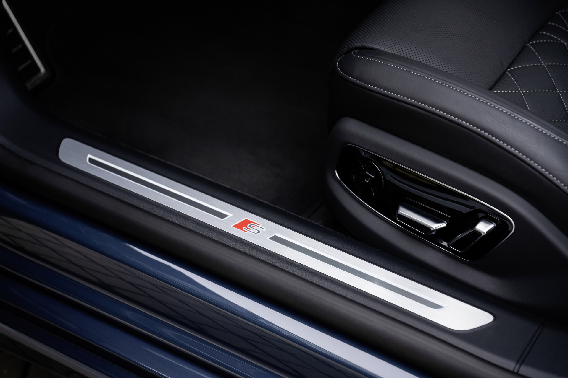 2022 Audi A8 Facelift review