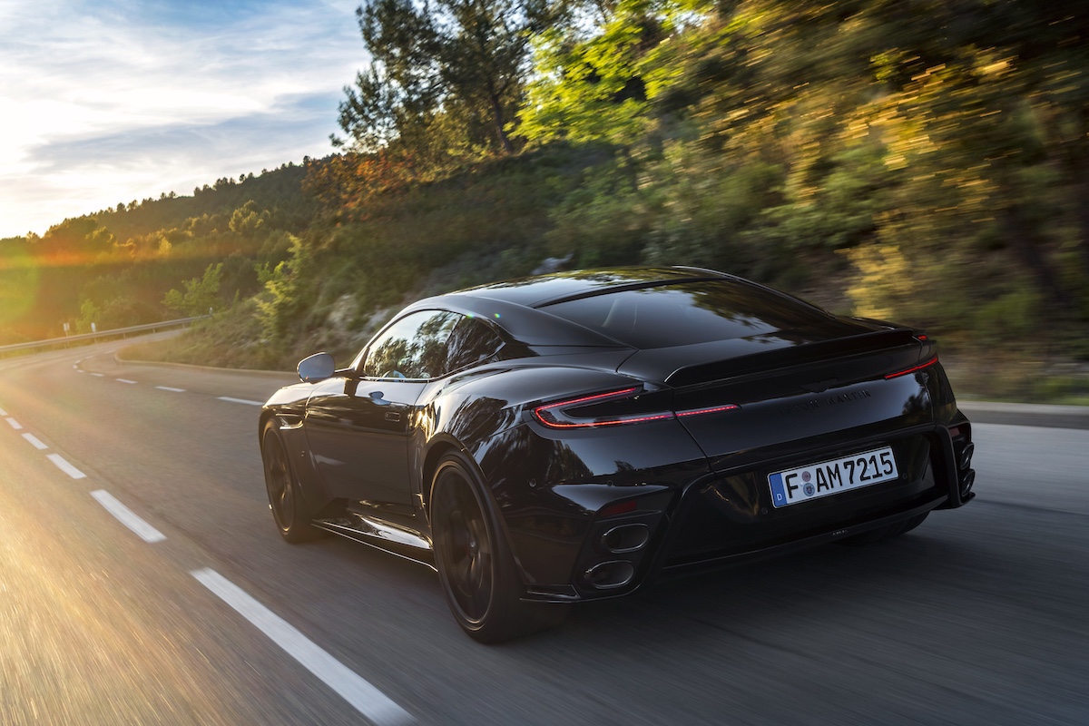 Review 2026 Aston Martin DB12 S