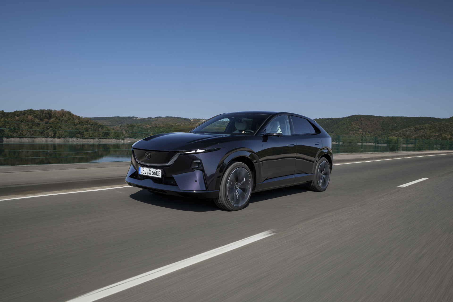 2026 Mazda CX-6e