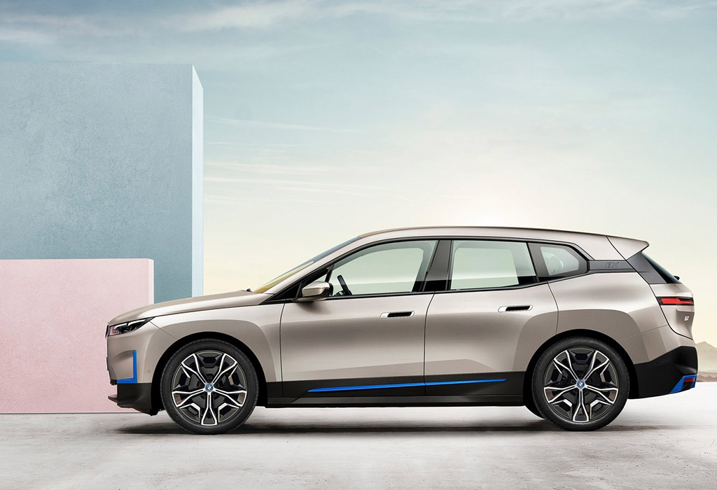 BMW iX (2021) - AutoWereld
