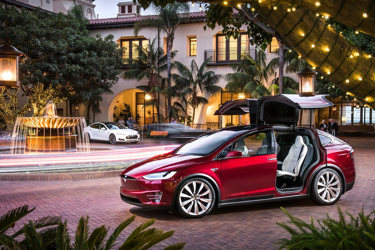Eigenzinnige deuren: Tesla Model X