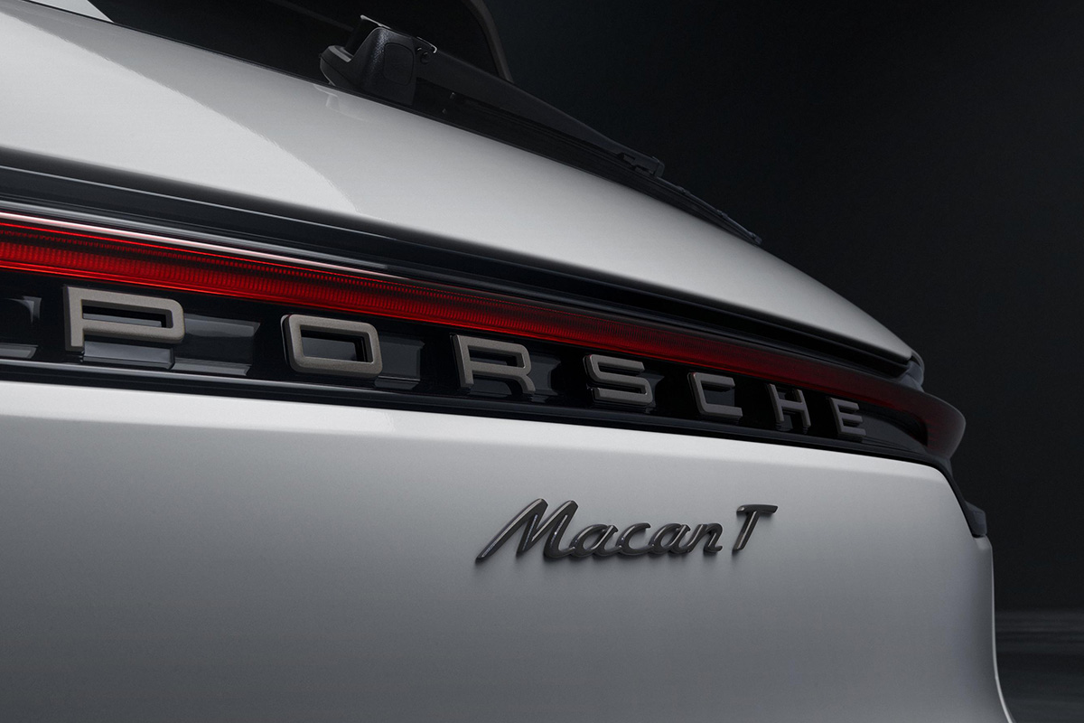 2022 Porsche Macan T