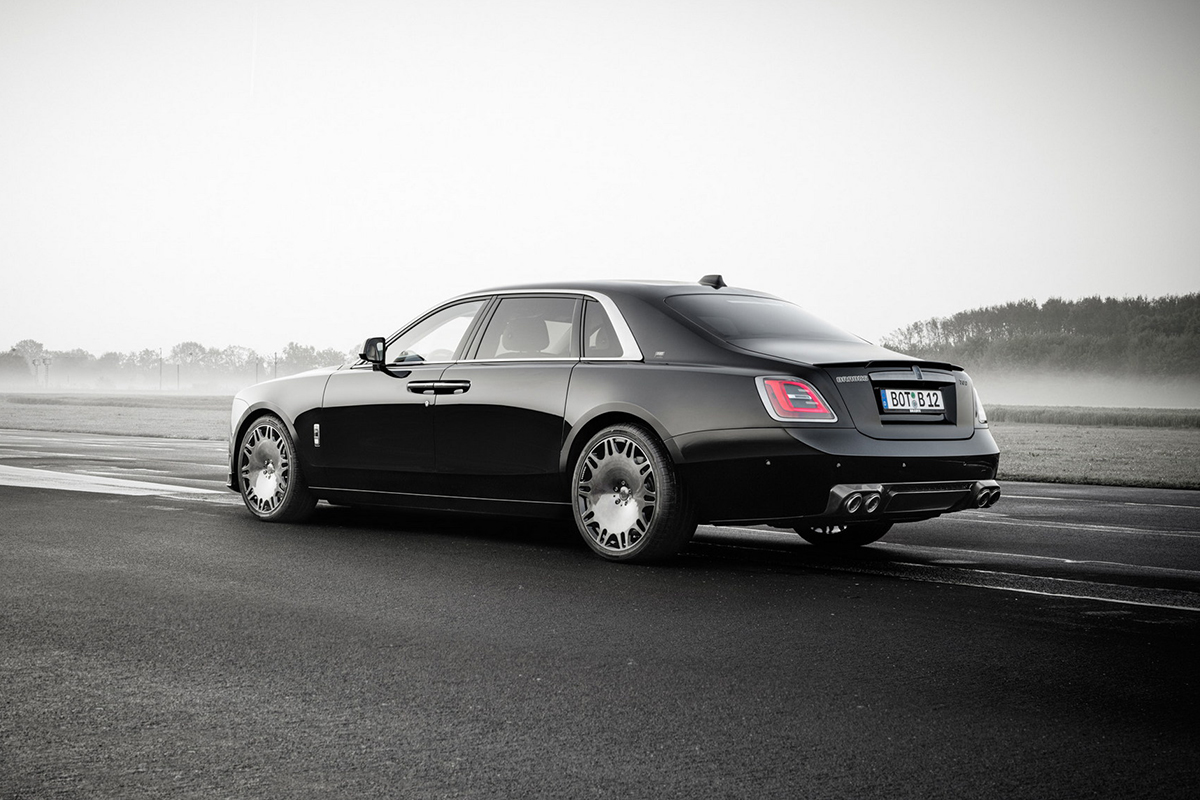 Brabus 700 Masterpiece Rolls-Royce Ghost