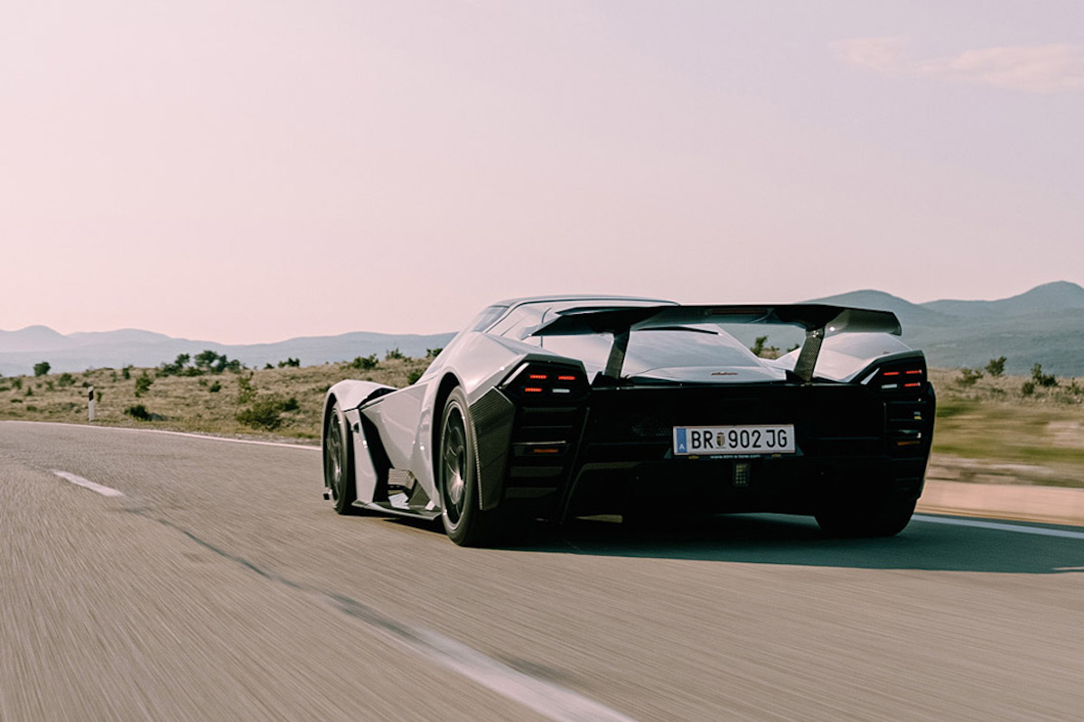 KTM X-BOW GT-XR review