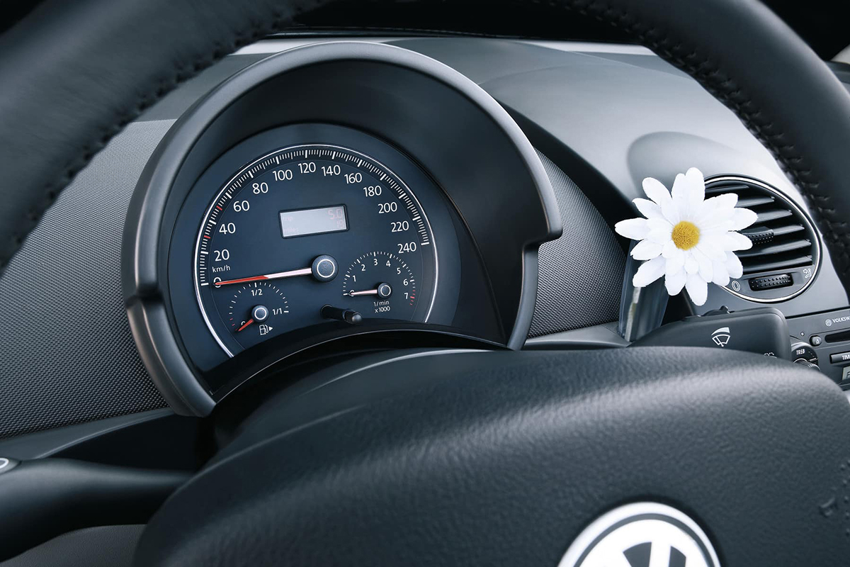 VW New Beetle Flower