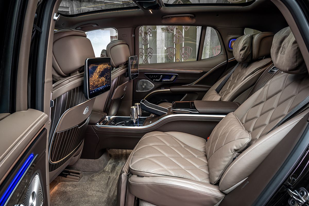 Automobile. Mercedes-Maybach EQS SUV : trois tonnes de luxe et de