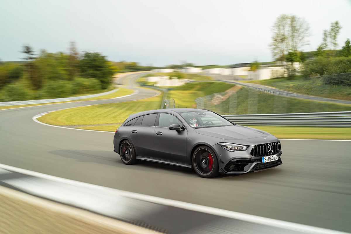 Mercedes-AMG CLA 45 4Matic Shooting Brake