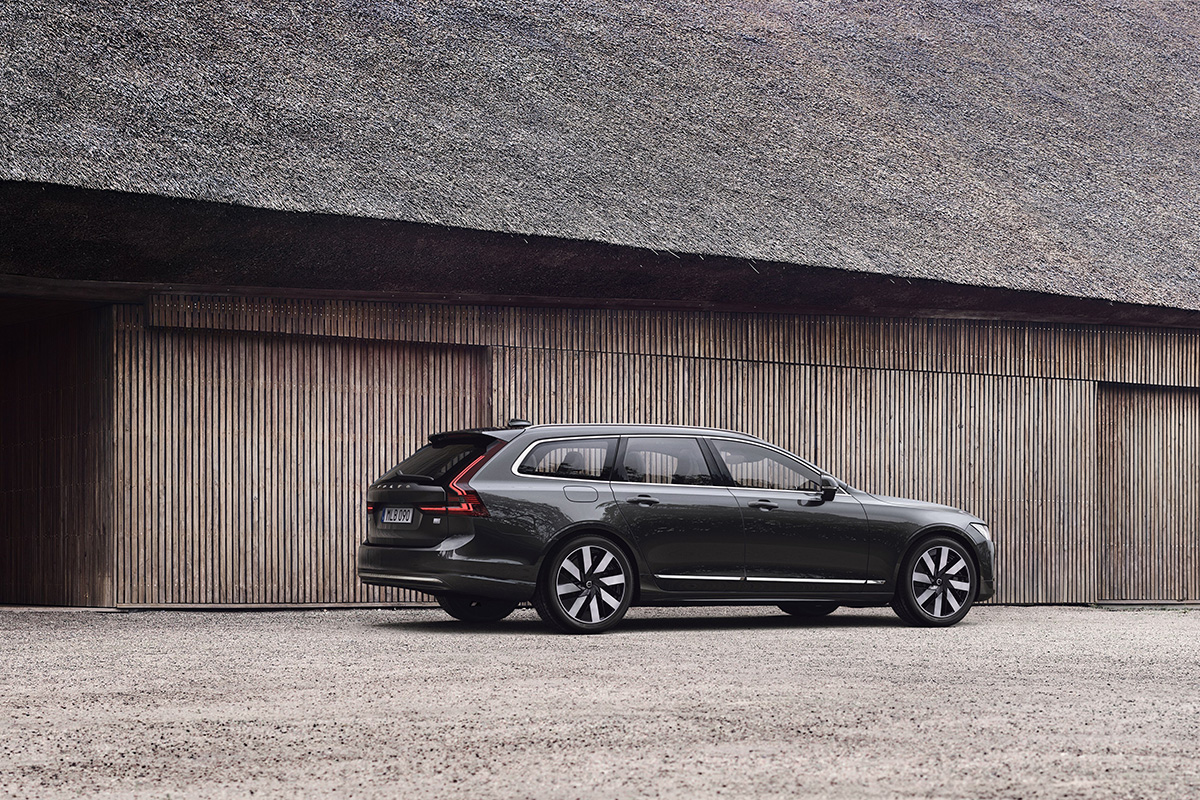 Volvo V90 T8 AWD