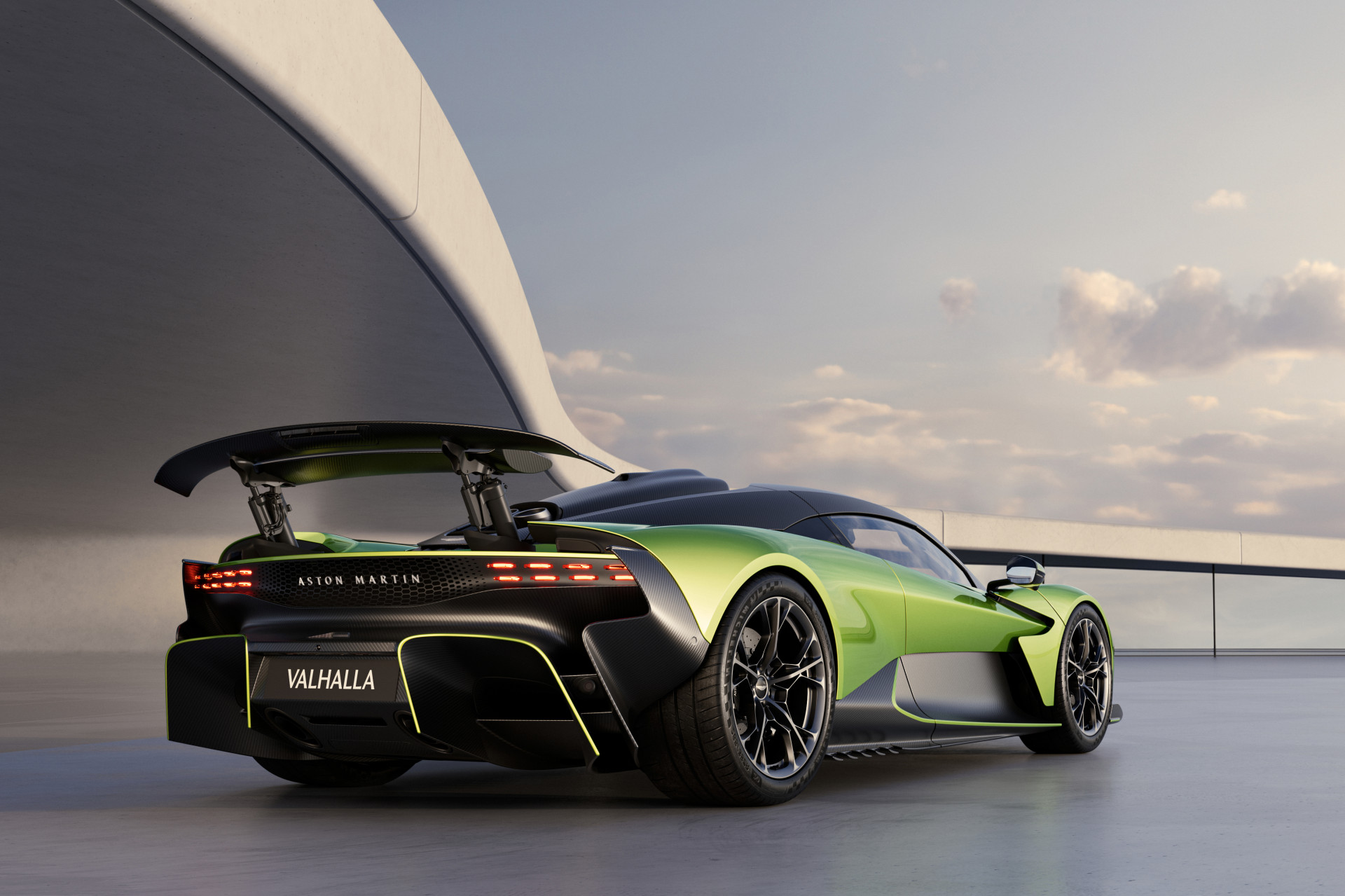 2025 Aston Martin Valhalla