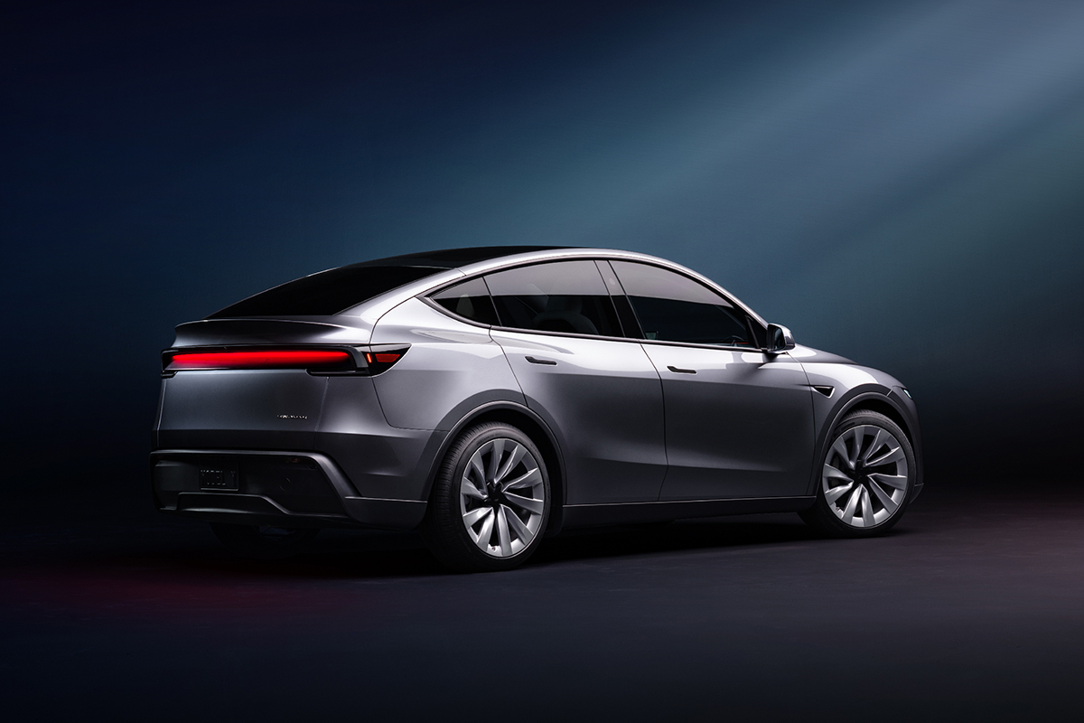 2025 Tesla Model Y Juniper