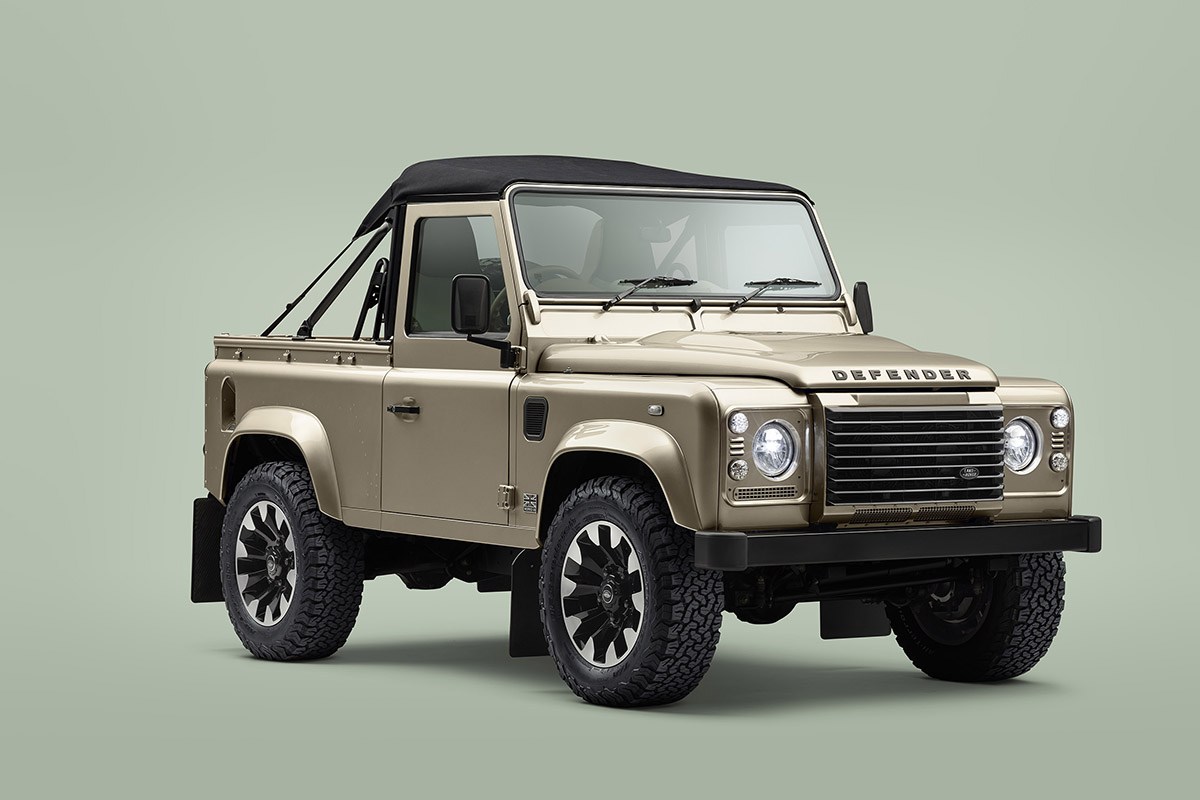 Classic Defender V8 Soft Top
