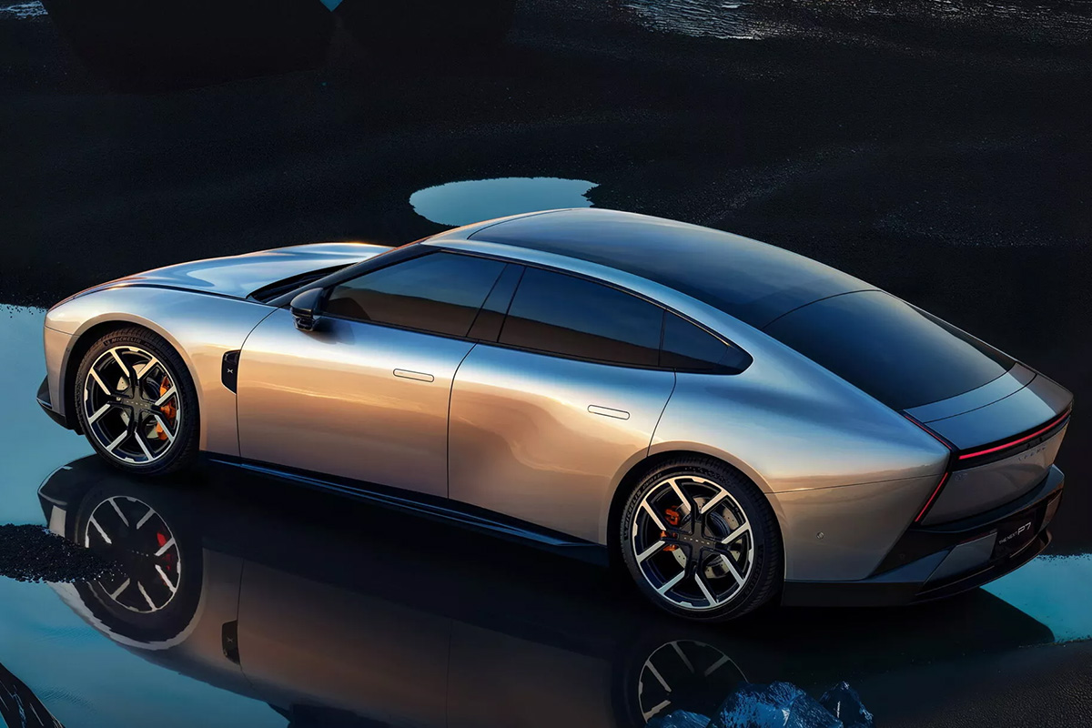 2026 XPeng P7 Electric Sedan