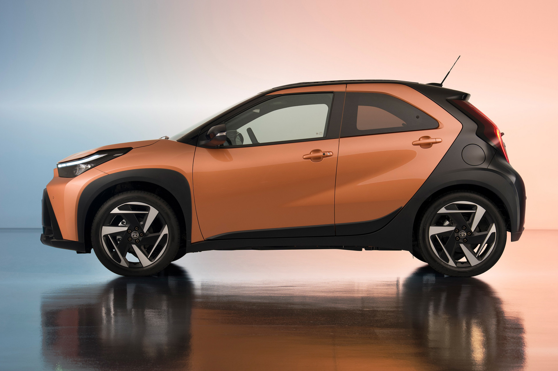 2025 Toyota Aygo X Hybrid 115