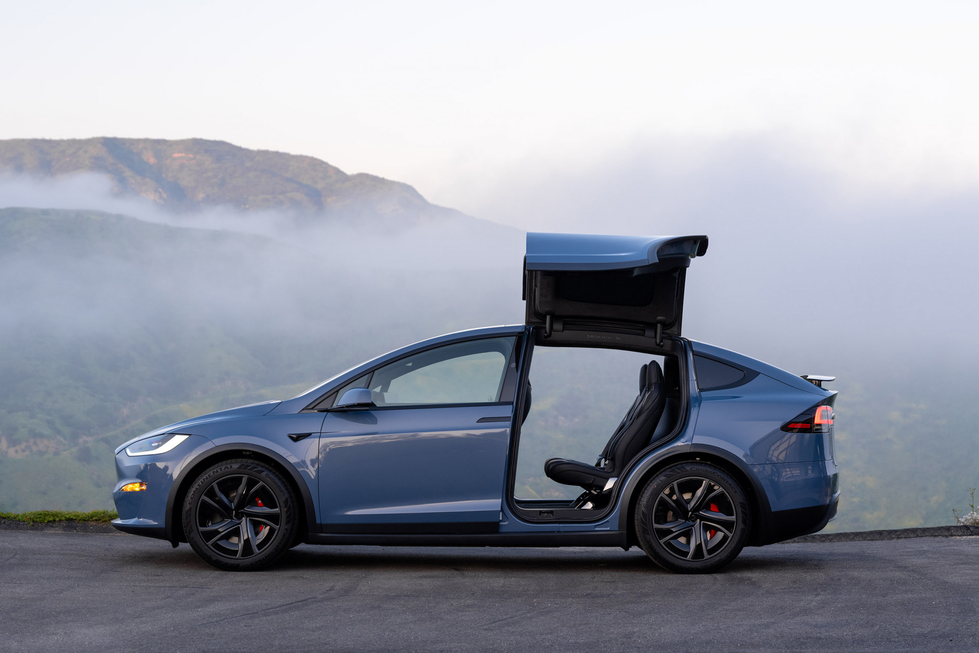 2025 Tesla Model X