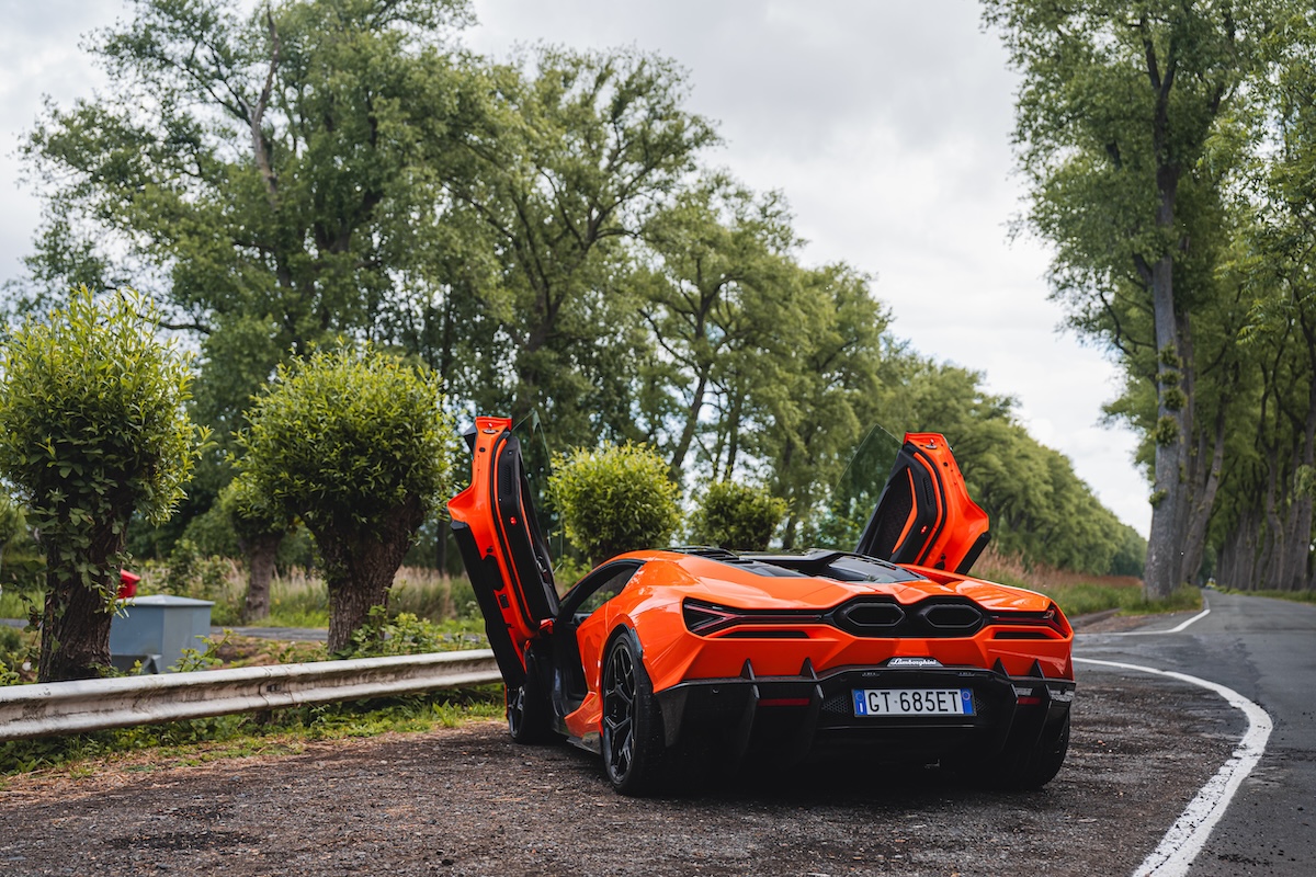 2025 Lamborghini Revuelto