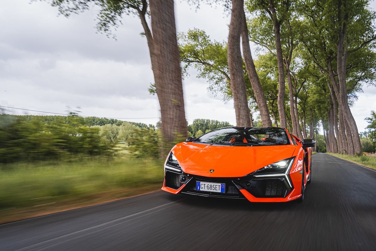 2025 Lamborghini Revuelto