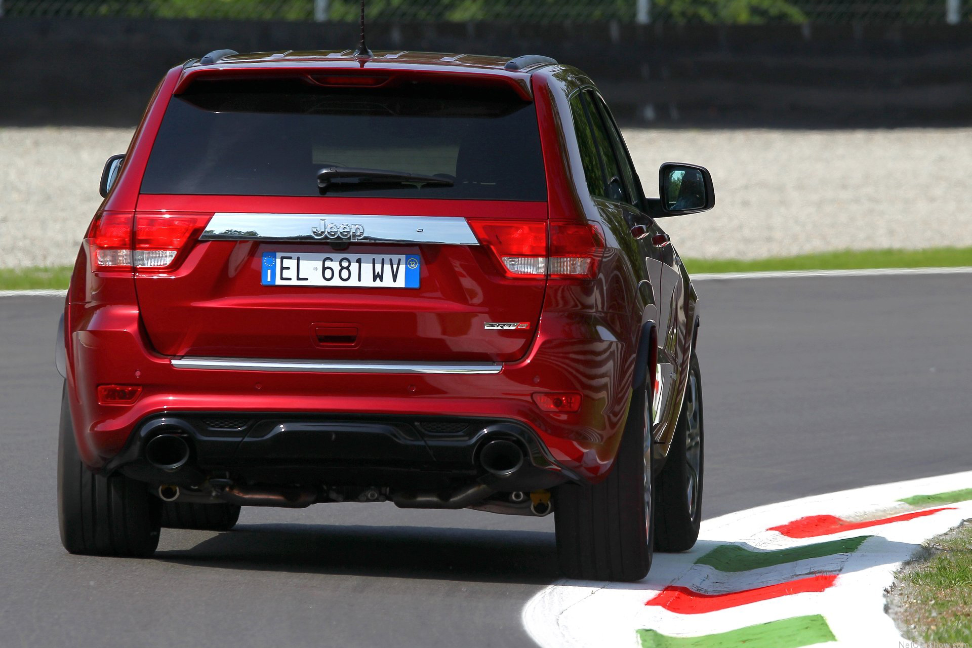 Jeep Grand Cherokee SRT-8