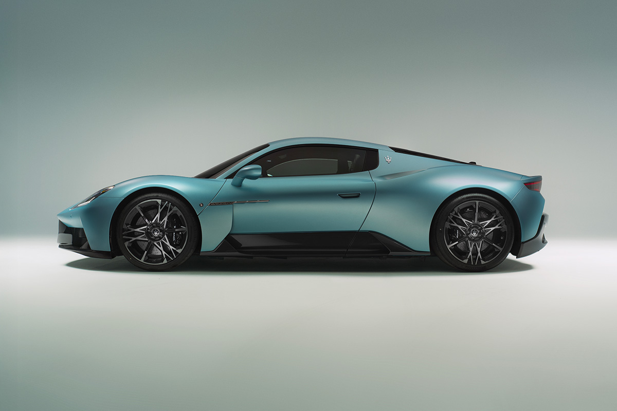 2025 Maserati MCPura 