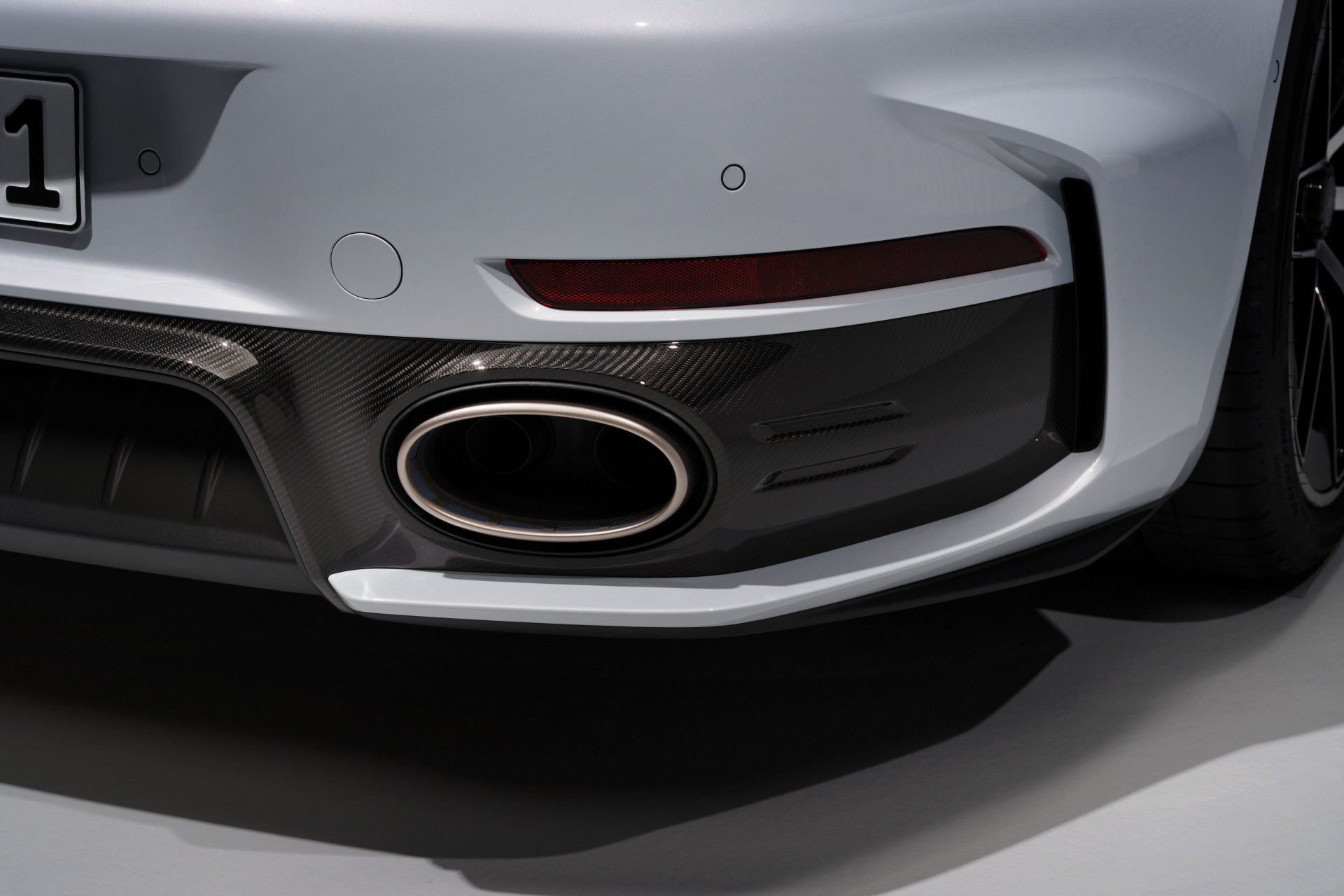 2025 Porsche 911 Turbo S T-Hybrid