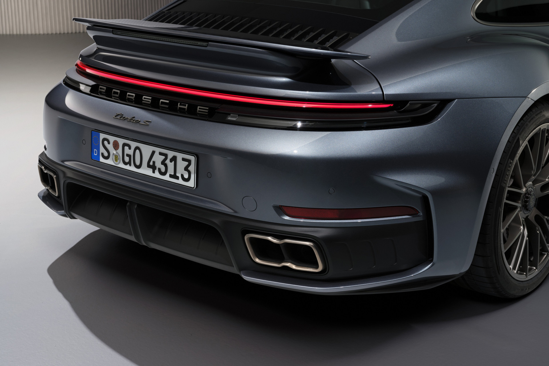 2026 Porsche 911 Turbo S T-Hybrid