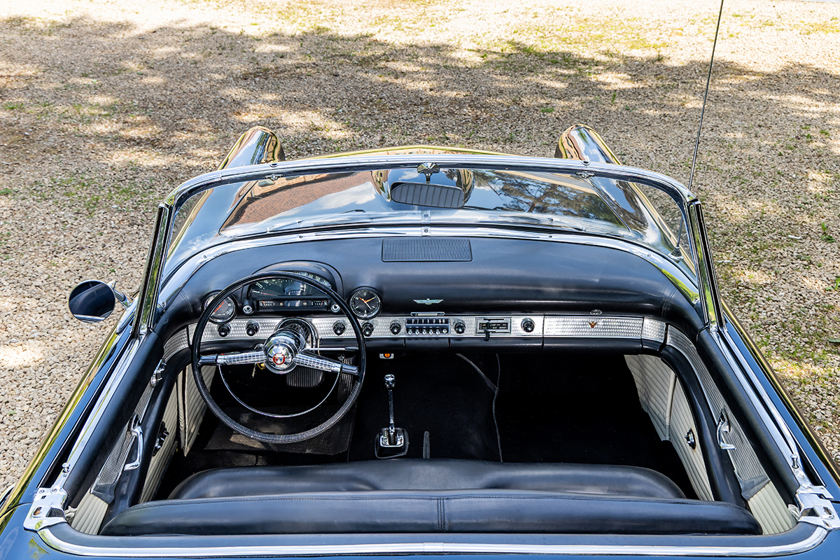 Retrotest Ford Thunderbird (1955) - AutoGids 1155 (september 2025)