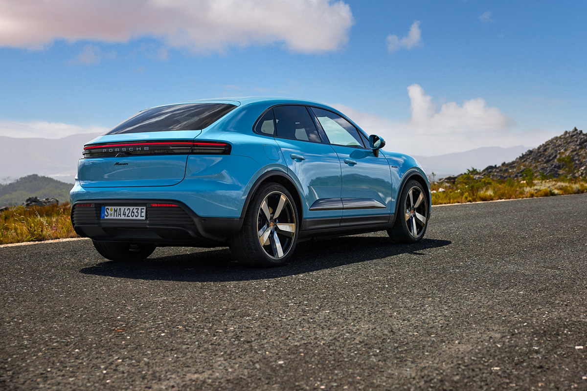 Porsche Macan EV