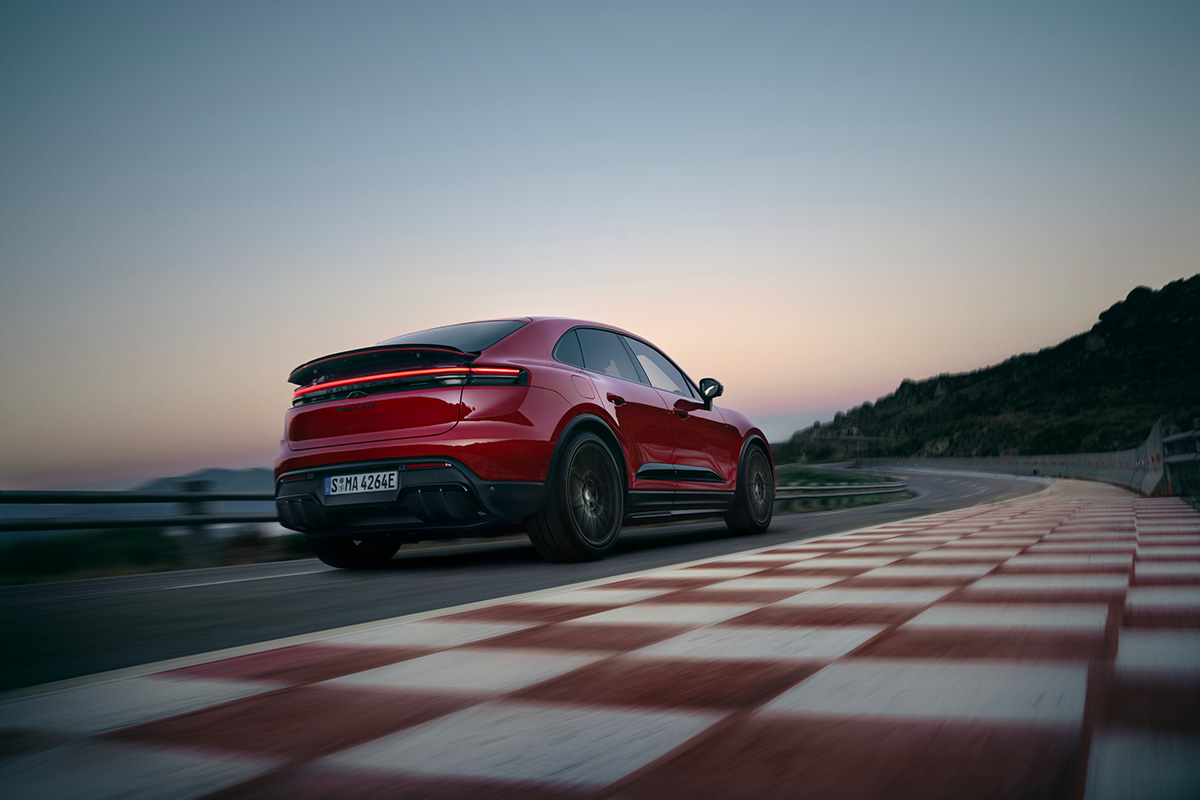 2025 Porsche Macan