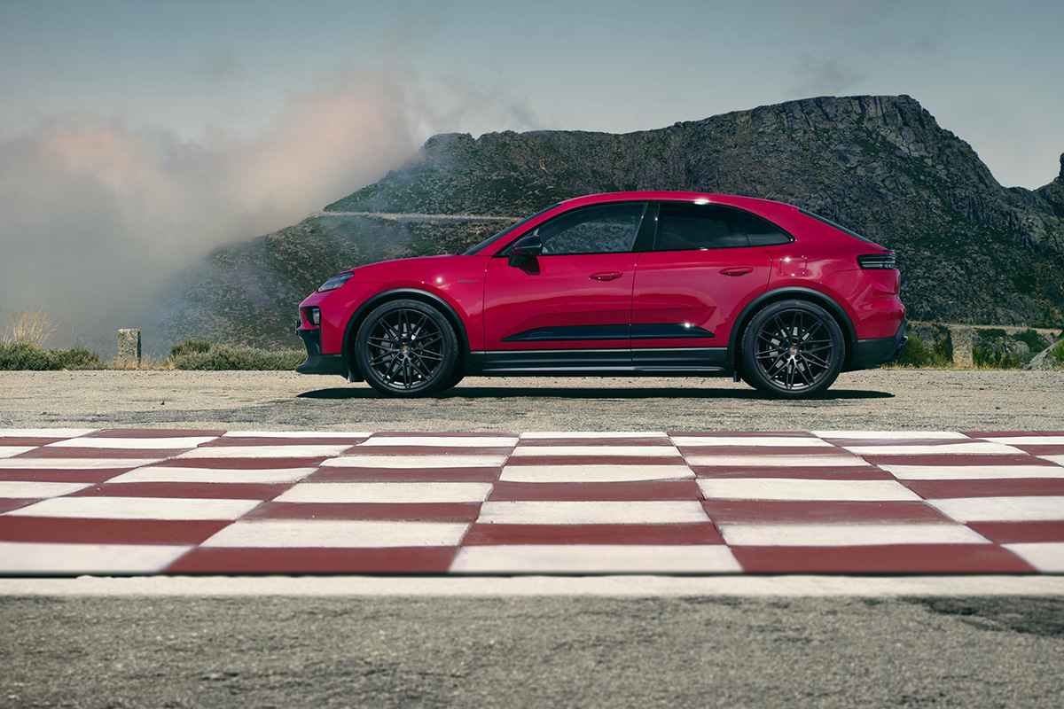 2025 Porsche Macan 