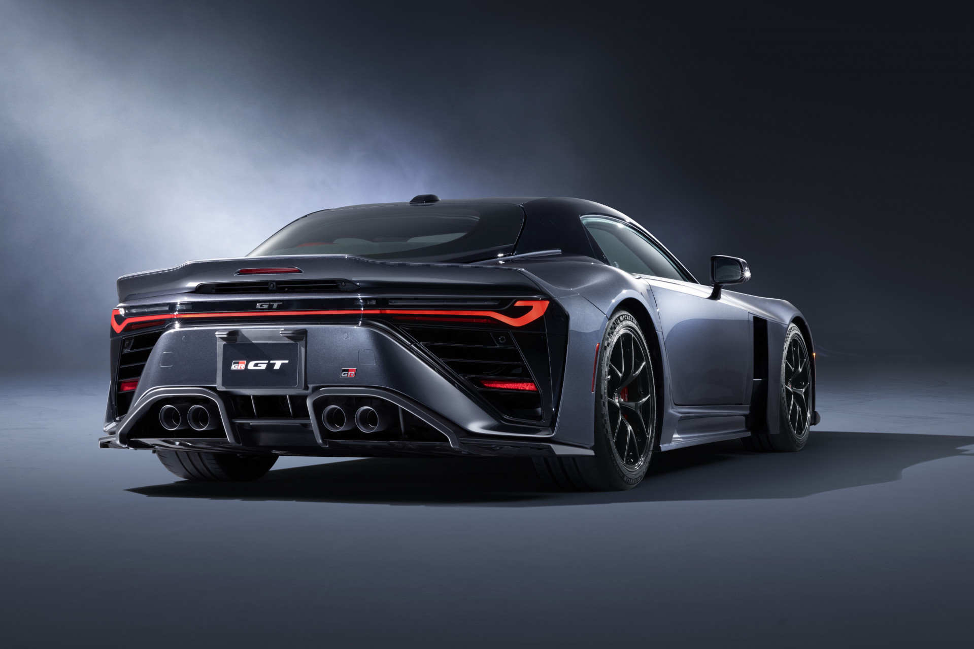 Officieel: Toyota GR GT & GT3 (2027) - met hybride V8-biturbo