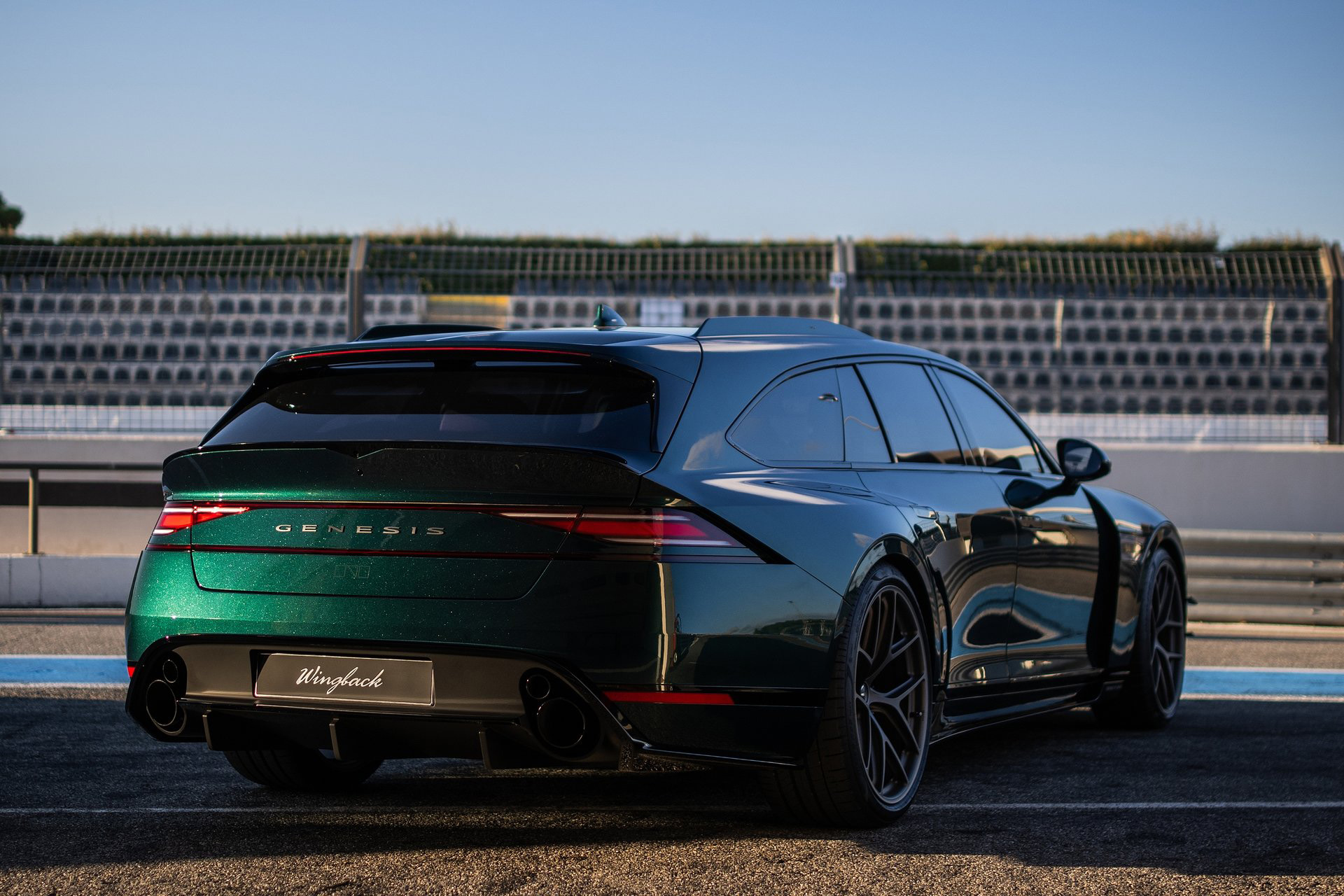 Officieel: Hyundai Genesis G90 Wingback Concept (2025) - RS 6 Avant en M5 Touring opgelet!