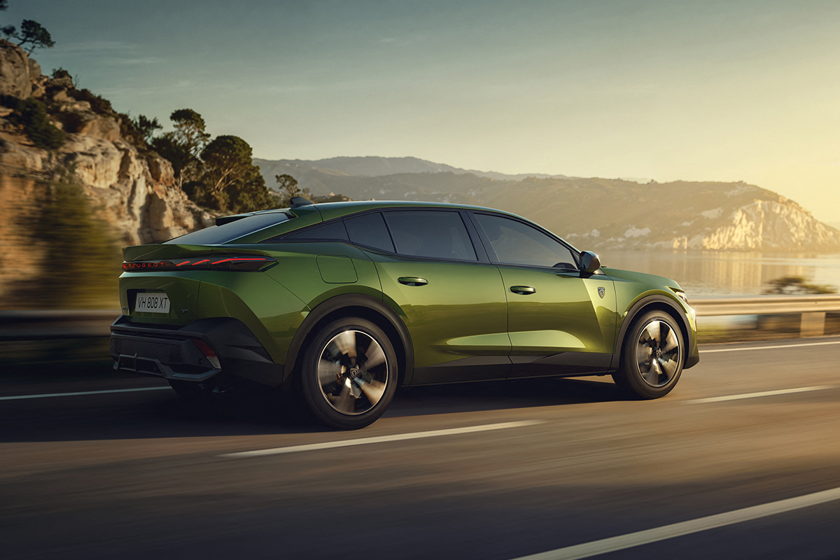 Officieel: Peugeot 408 (facelift 2026) - ook als elektrische E-408
