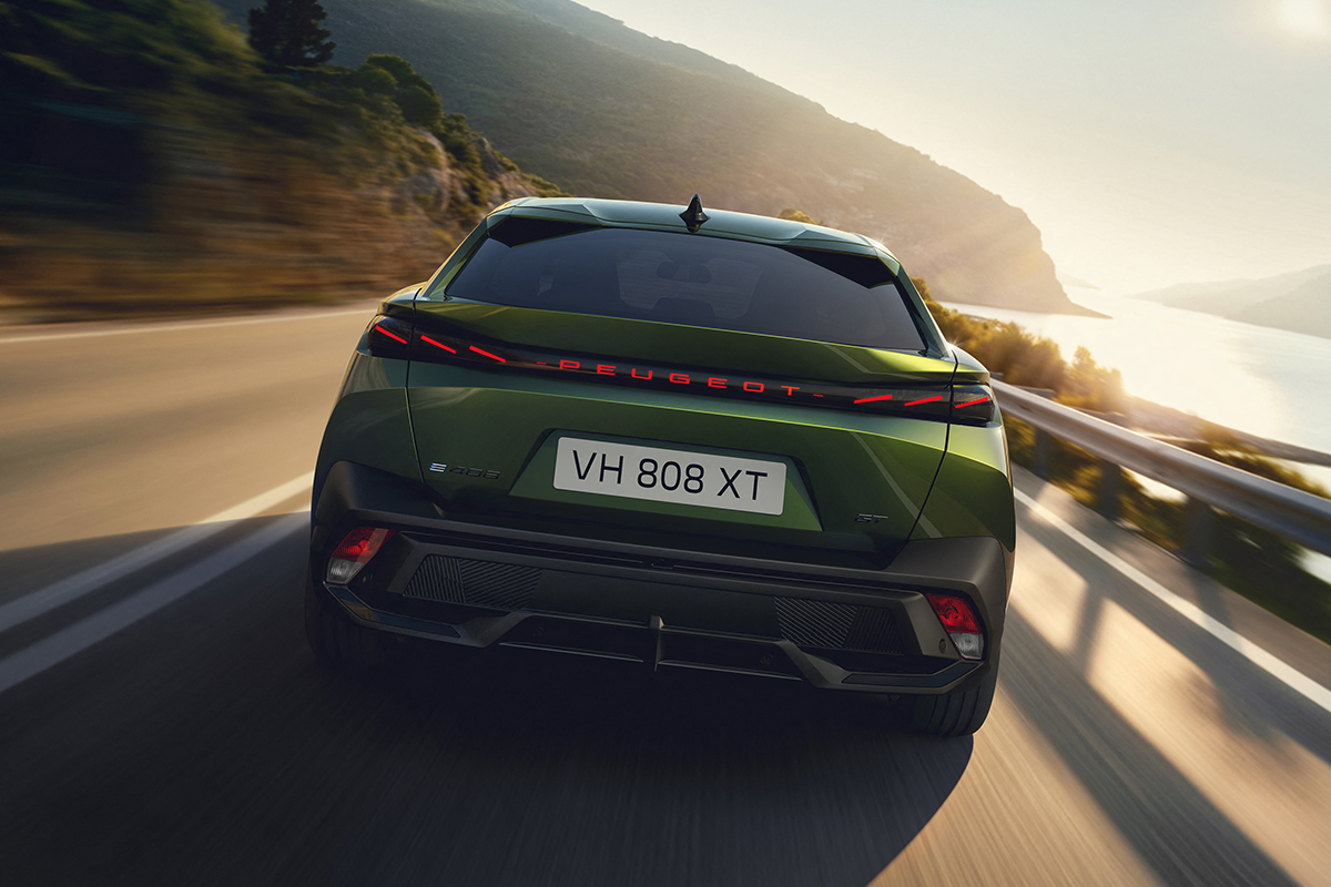 Officieel: Peugeot 408 (facelift 2026) - ook als elektrische E-408