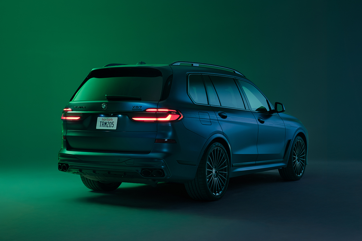 2026 BMW Alpina XB7 Manufaktur