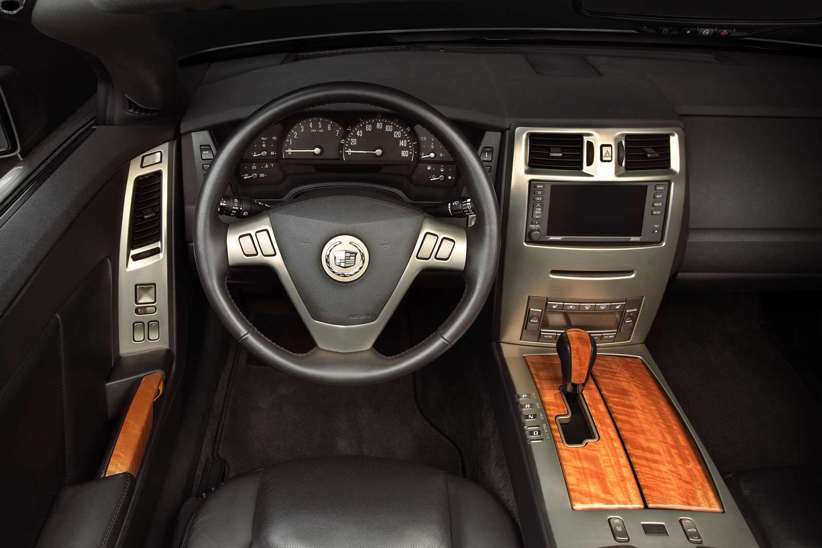 Vergeten helden (6/15): liever een Cadillac XLR dan een Mercedes SL?