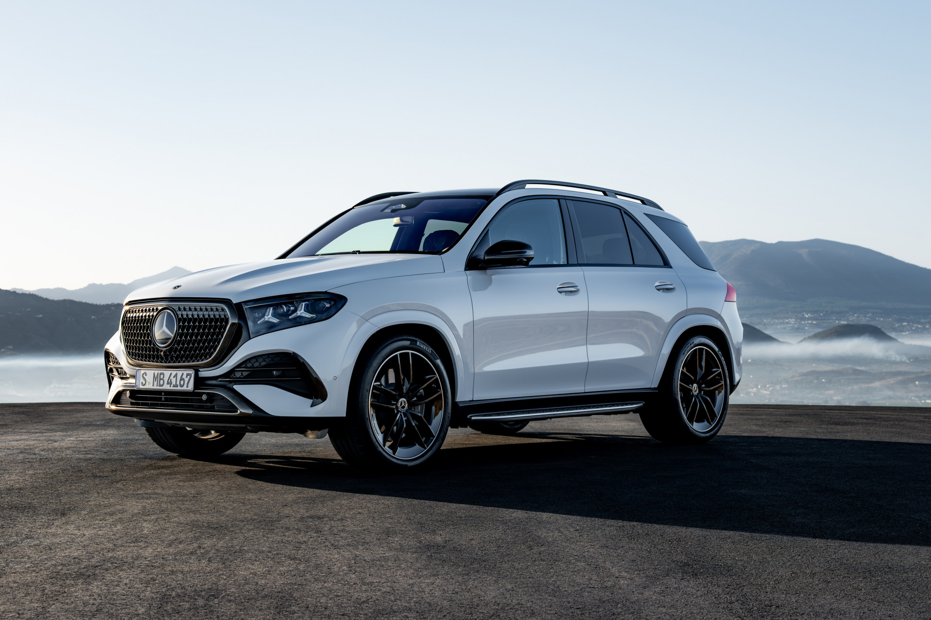 Facelift maakt 2026 Mercedes GLE krachtiger, slimmer en (nog) comfortabeler
