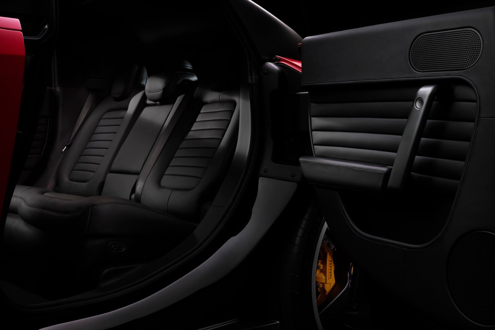 Ferrari Luce (2027) -het  elektromonster uit Maranello