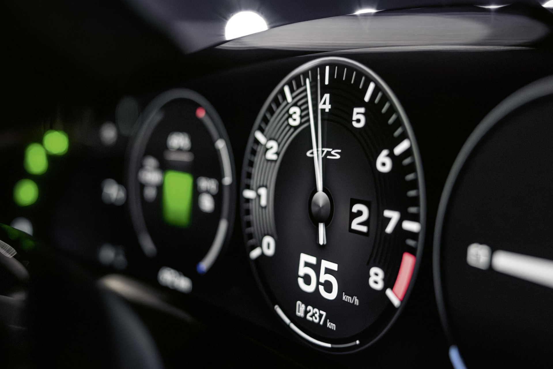 Porsche Taycan krijgt virtuele versnellingen met E-Shift