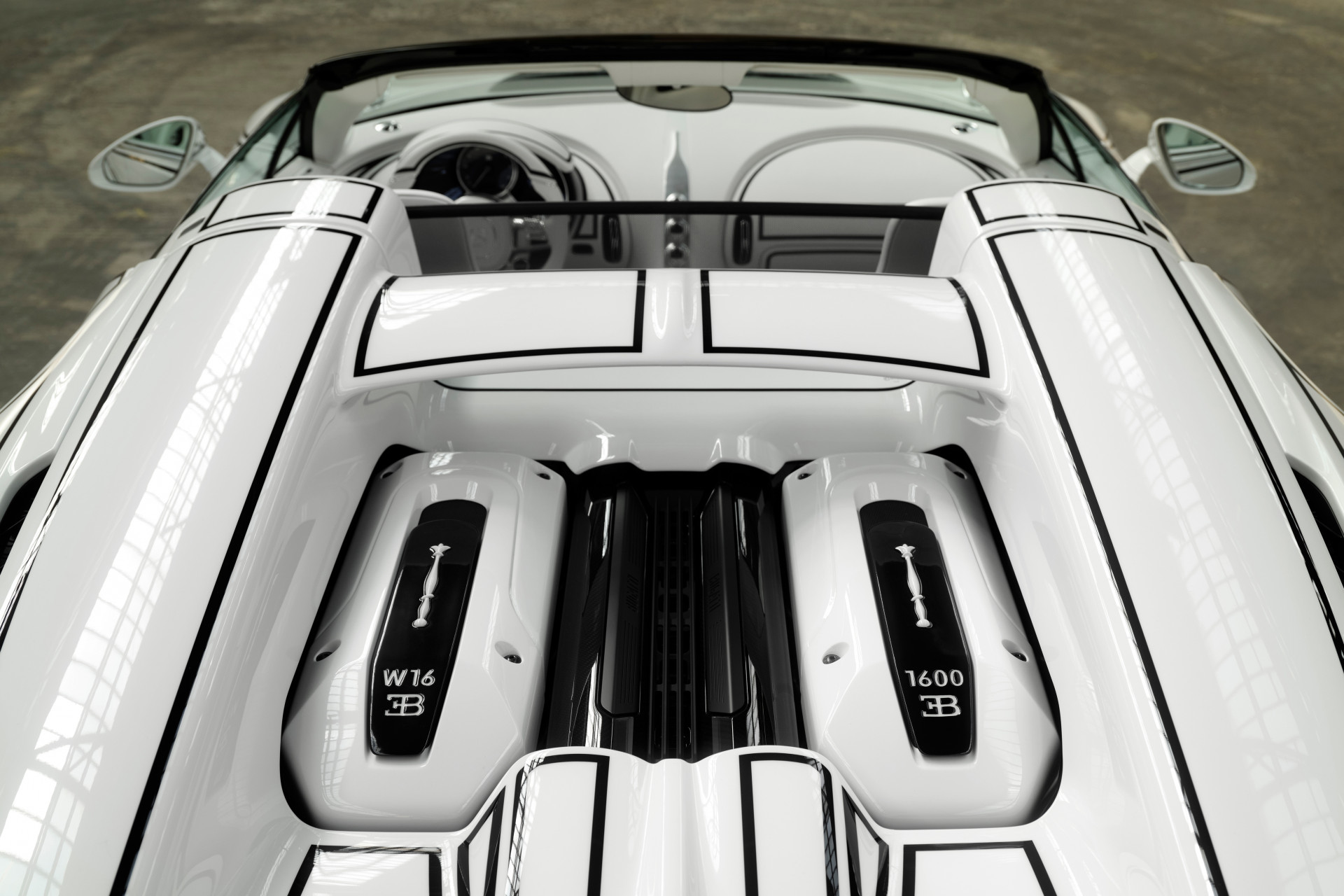 Officieel: Bugatti W16 Mistral &lsquo;Blanc &Eacute;ternel&rsquo; (2026)