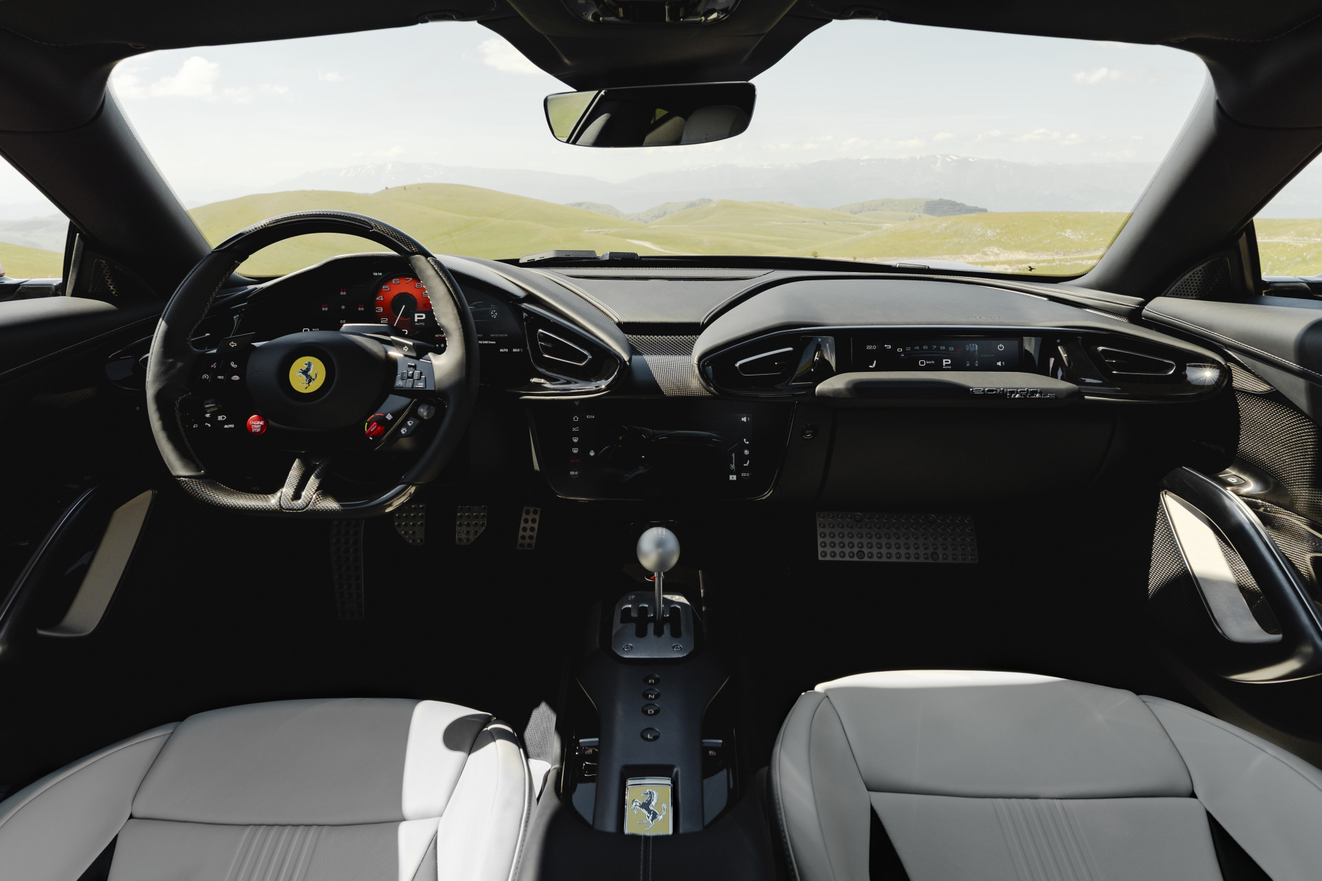 Ferrari 12Cilindri Manuale (2026) - met handgeschakelde versnellingsbak
