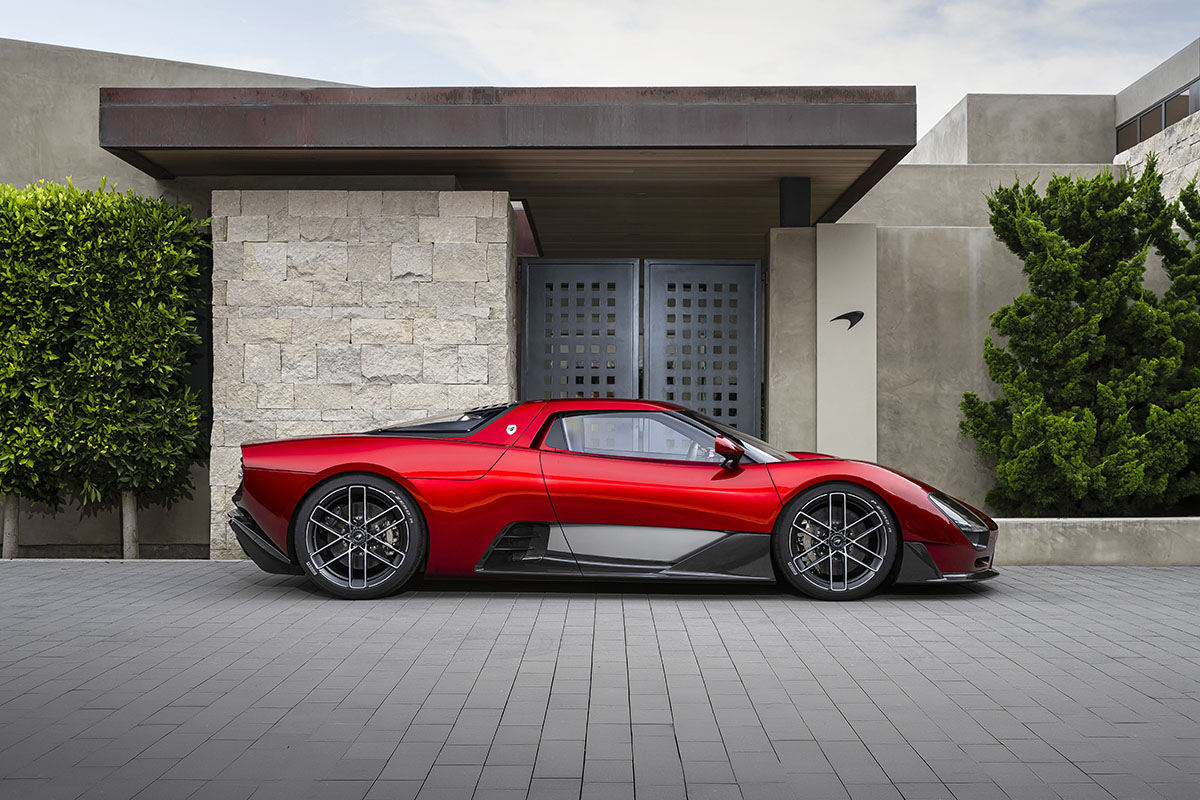 2026 McLaren McL6GT