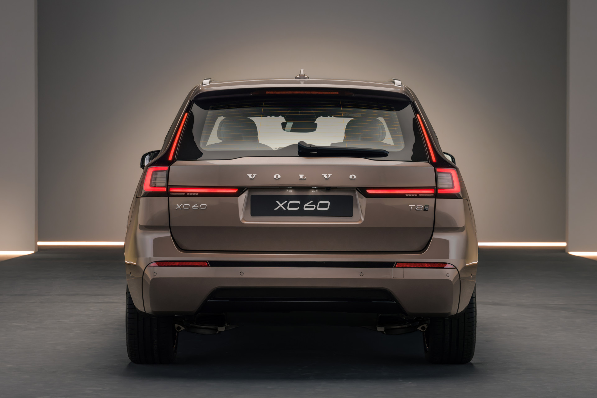 Officieel: Volvo XC60 & Volvo XC90 (MY2027) - meer rijbereik voor de PHEV's