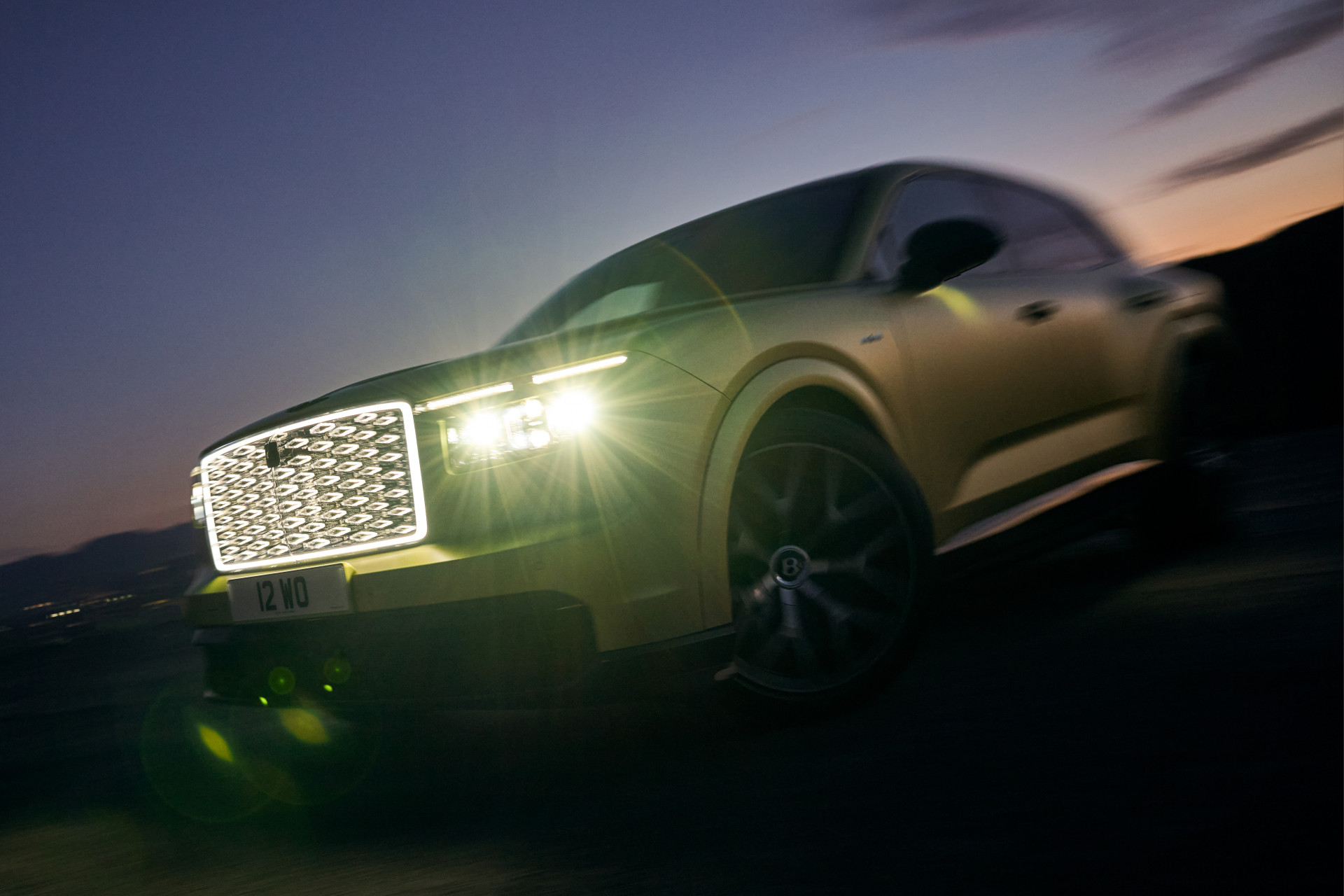 Officieel: Bentley Torcal SUV (2027) - elektrische baby-Bentayga