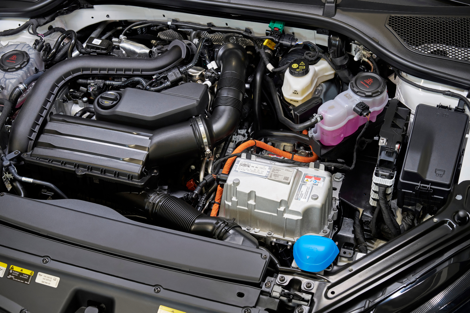 Officieel: Skoda Octavia Hybrid (2027) - zelfopladende hybride (zonder stekker)