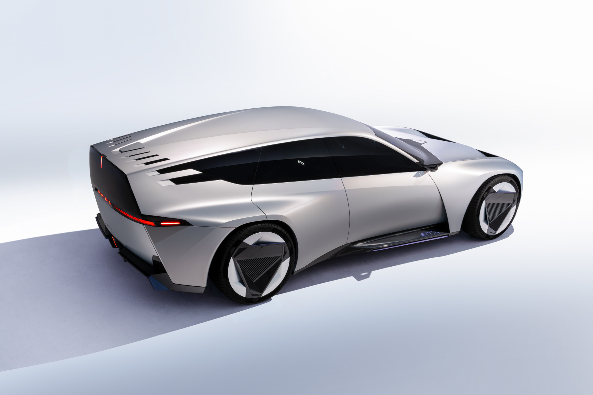 Officieel: Opel STX Concept (Mondial Paris 2026) - Sport Touring 2.0