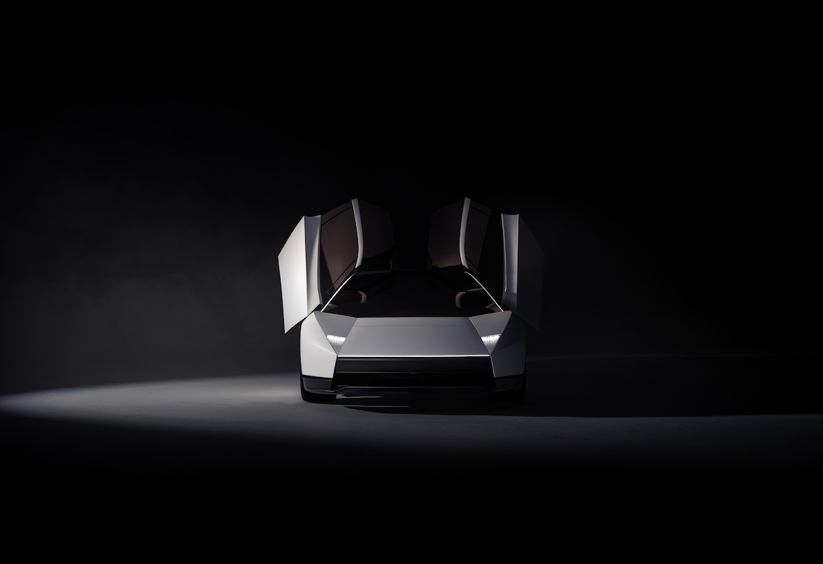 Tesla Roadster 2028