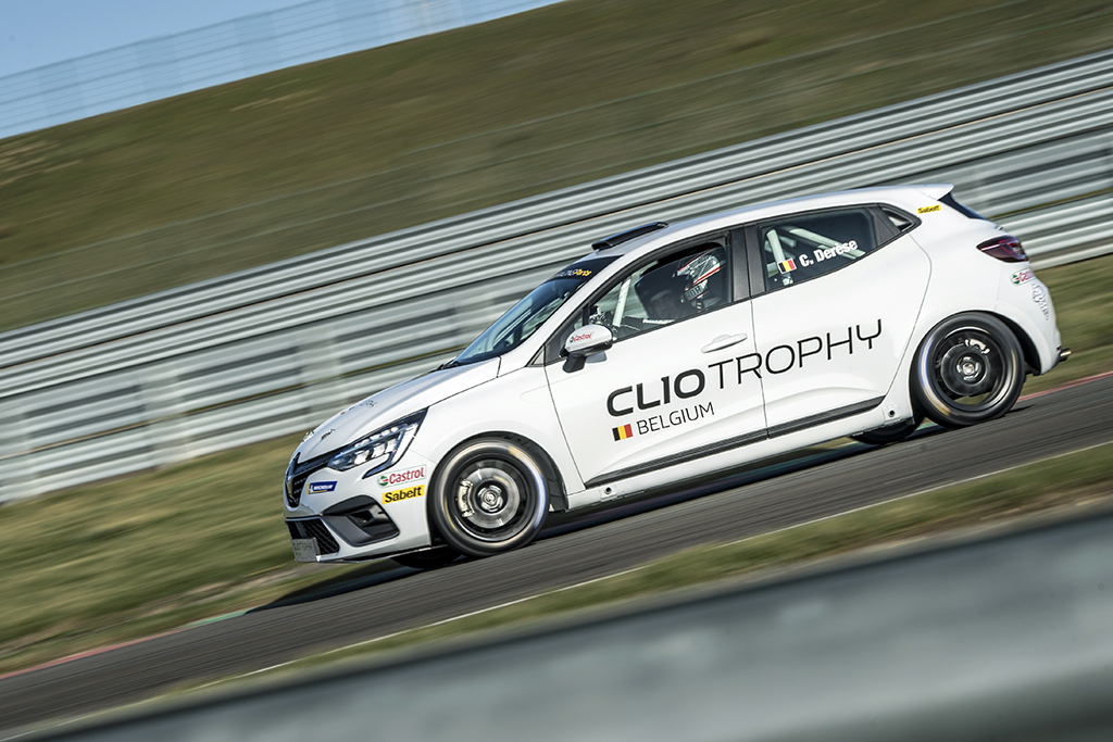 Review Renault Clio Rally5 Trophy - AutoGids 2021