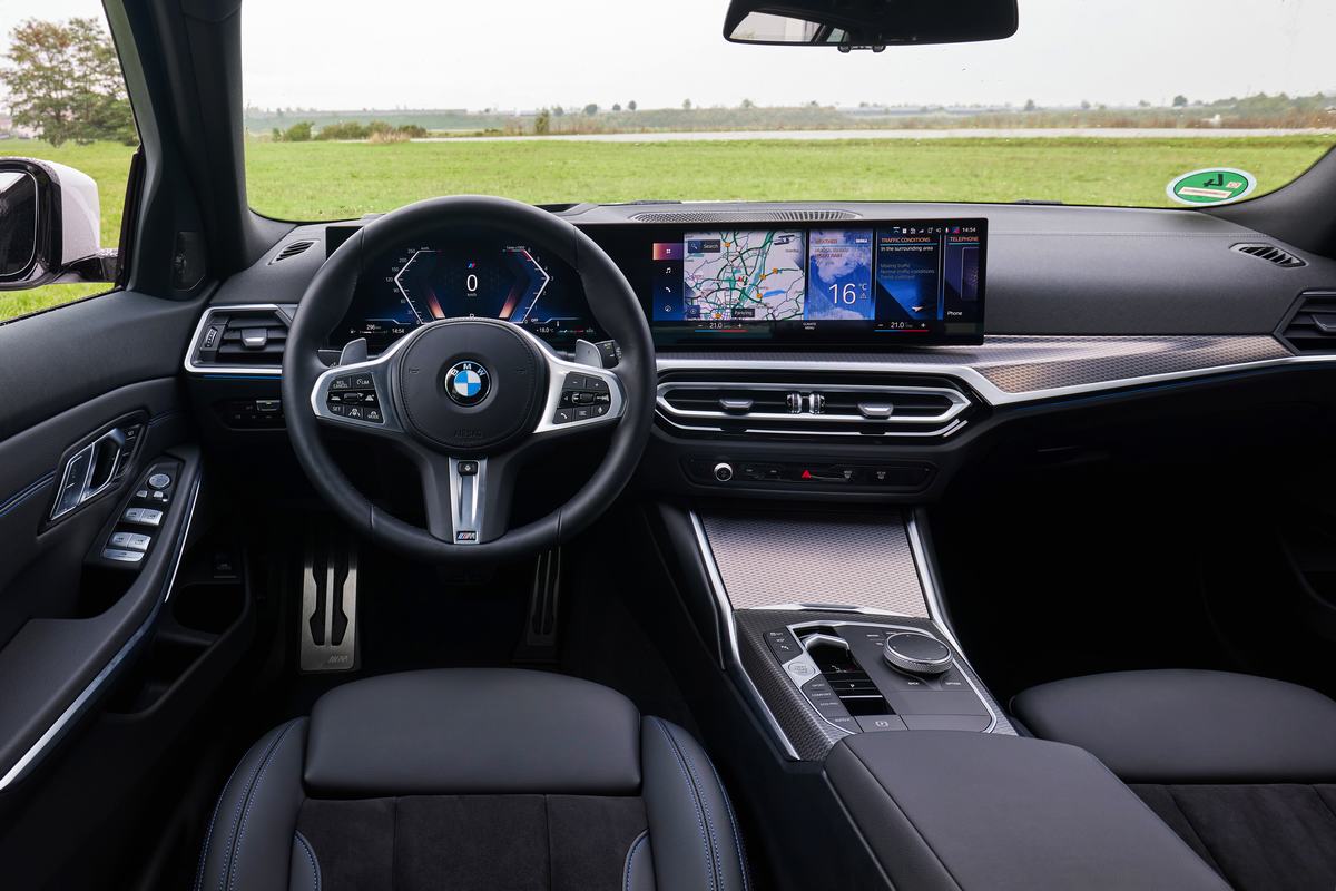 review BMW 3 2022 LCI