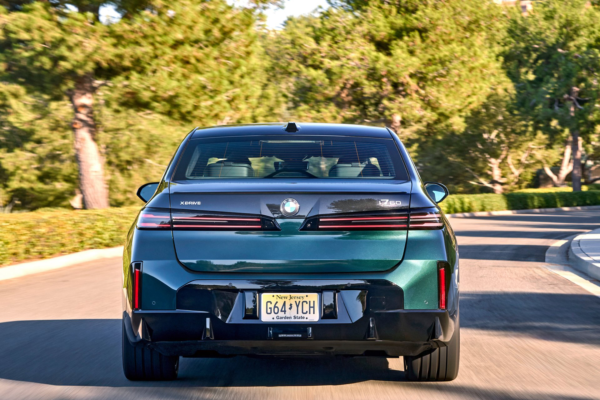 Review BMW i7 2027