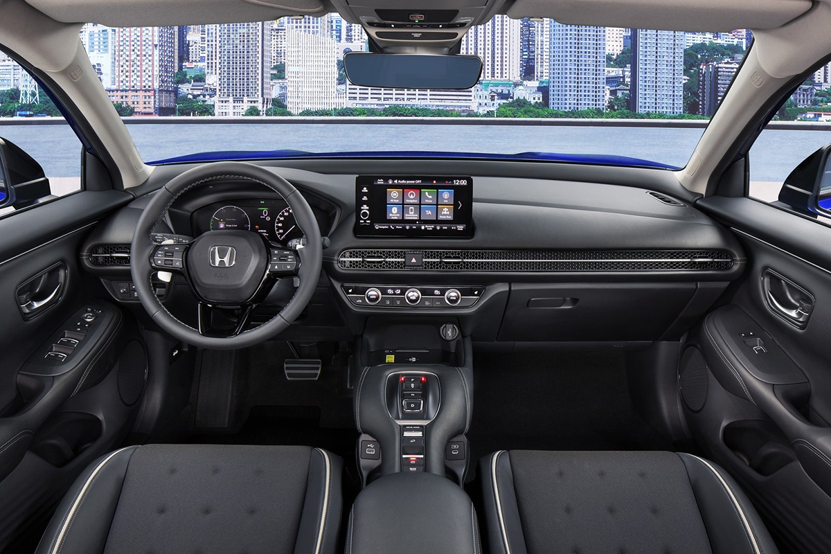 Review 2023 Honda ZR-V Hybrid SUV