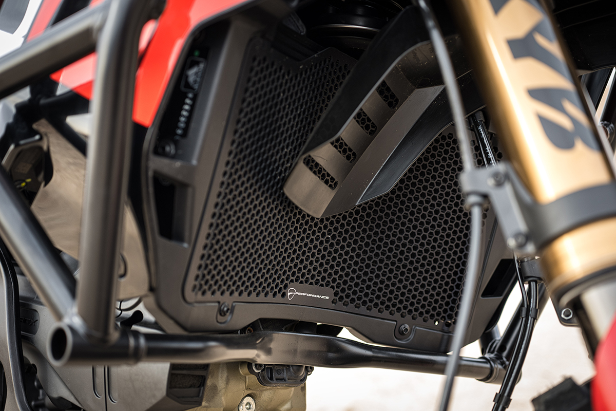 Review Ducati DesertX Rally 